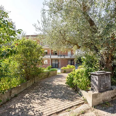 Apartment Belvilla By Oyo Casa Tommaso - Trilo 2 P - 6 Pax Tuoro sul Trasimeno